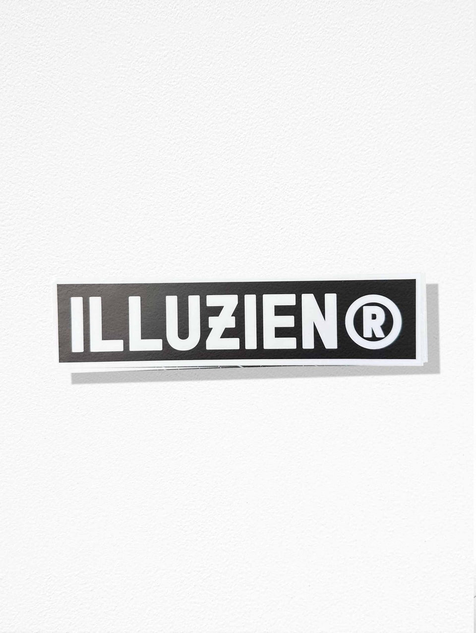 9" ILLUZIEN® Sticker - Illuzien