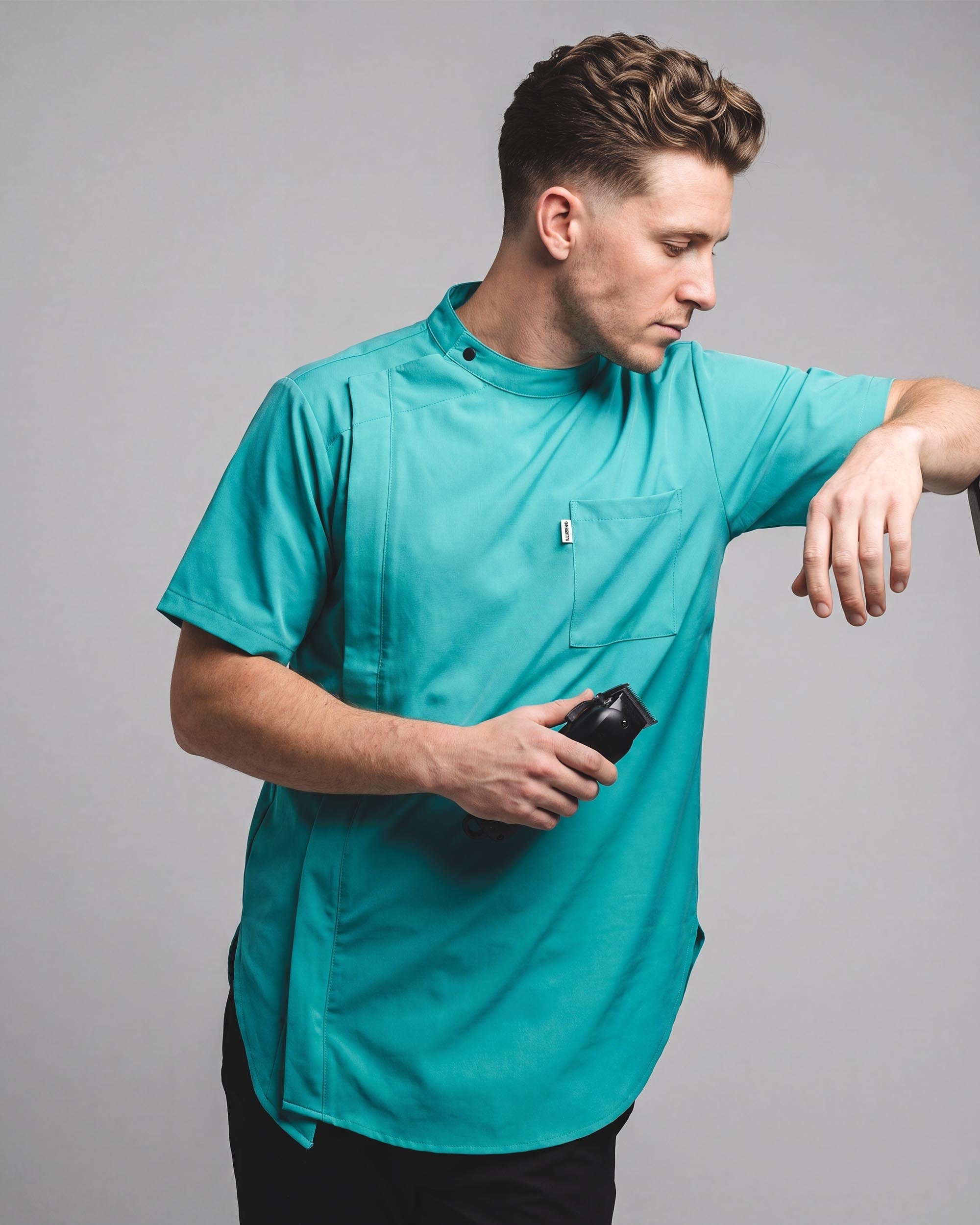 Azur Green Scoop Bottom Barber Smock - front