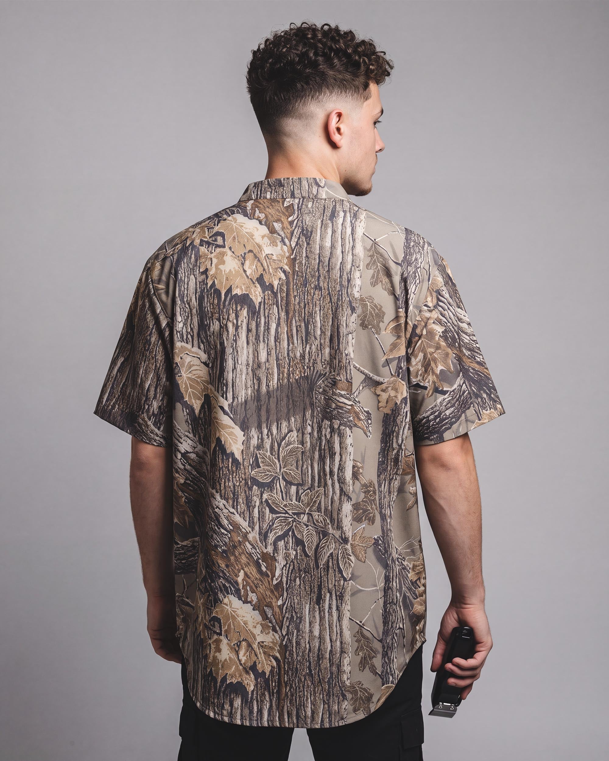 Realtree Xtra Grey Camo Scoop Bottom Barber Smock - back